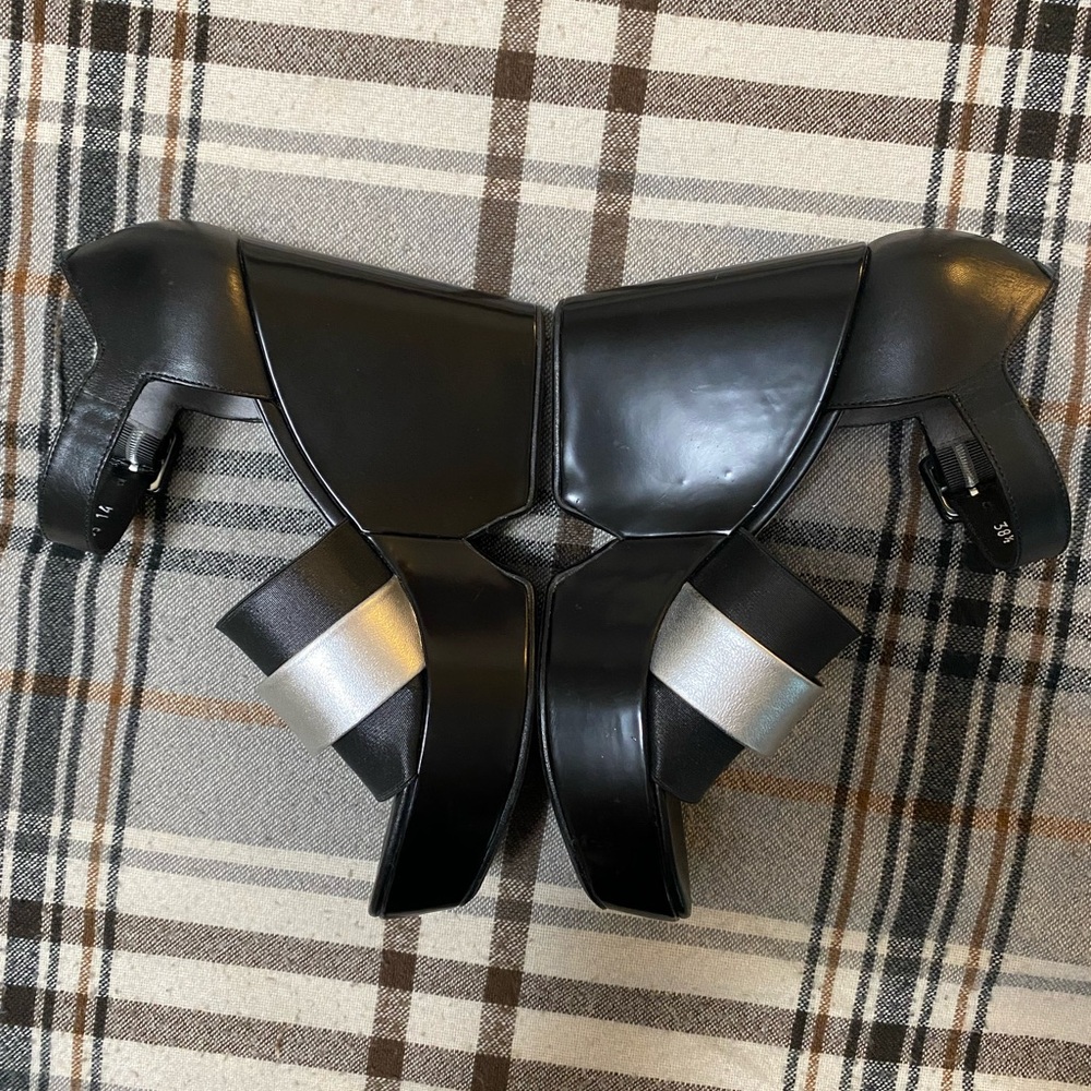 Robert Clergerie Black and Silver Wedge Sandals - Picture 9 of 16